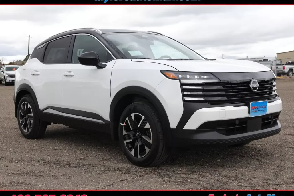 2025 Nissan Kicks SV photo 1