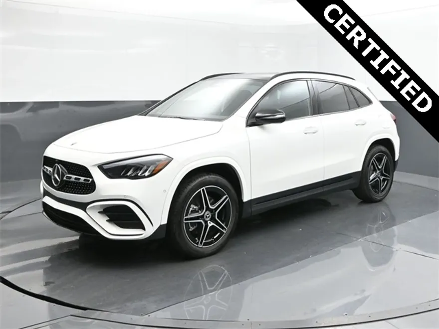 2024 Mercedes Benz GLA 250 4MATIC photo 1