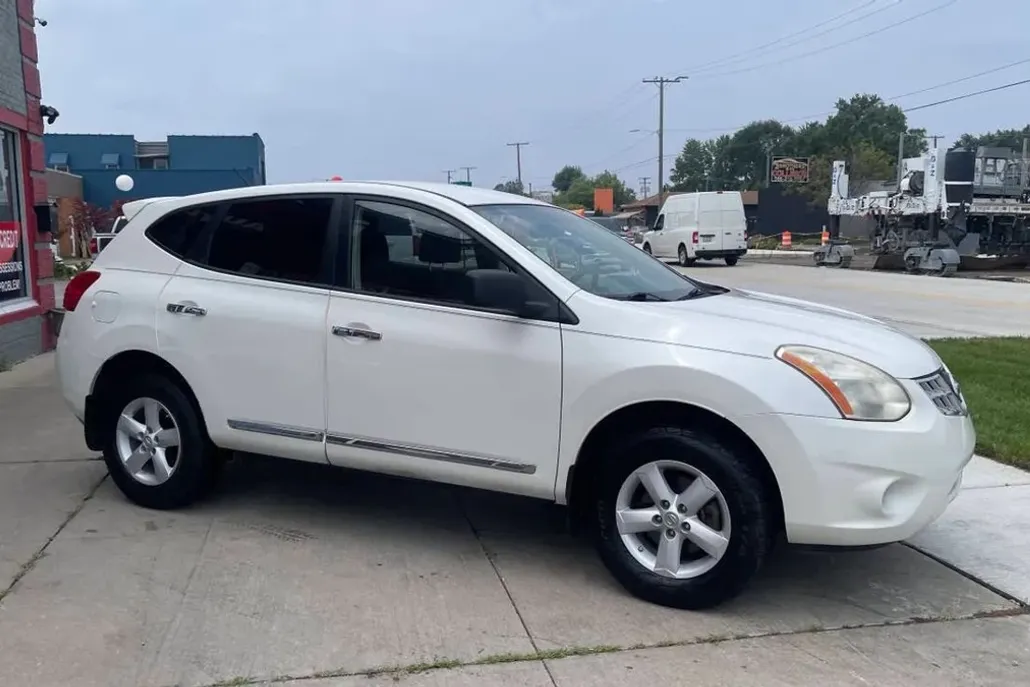 2012 Nissan Rogue photo 1