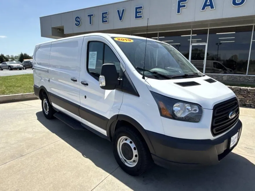 2019 Ford Transit photo 1