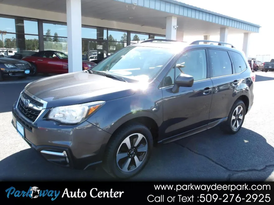2018 Subaru Forester Limited photo 1