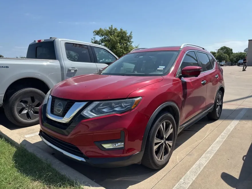 2017 Nissan Rogue SL photo 1