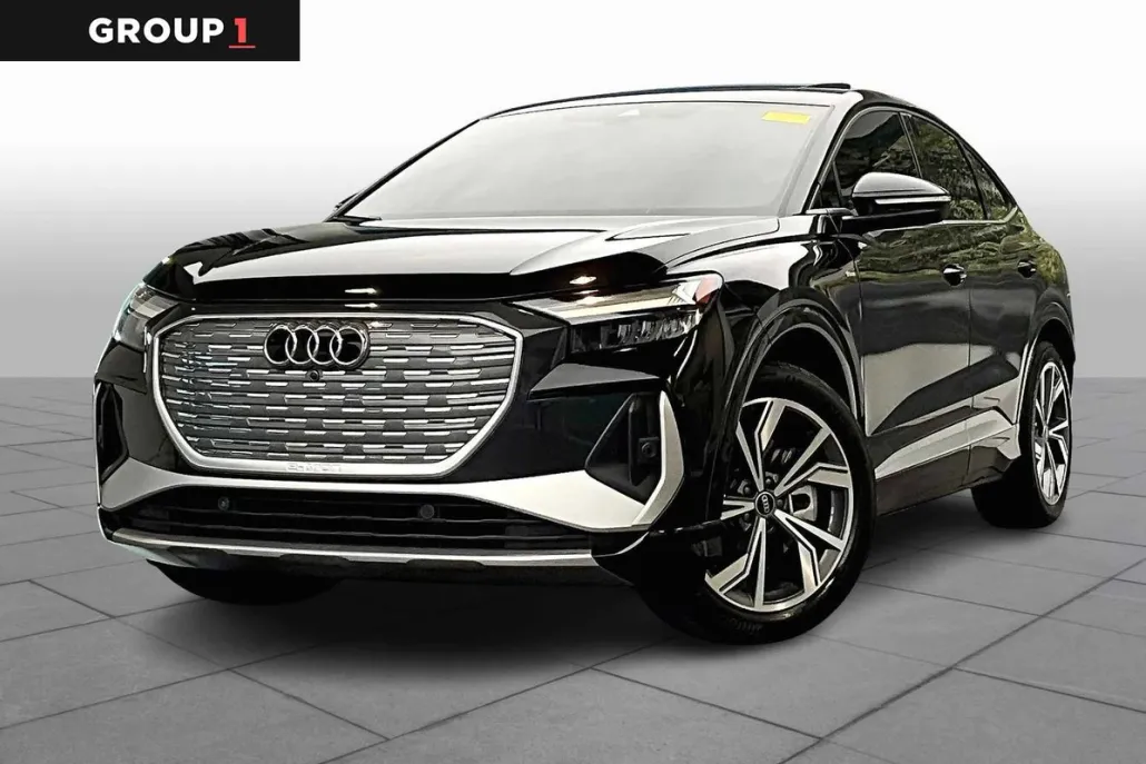 2024 Audi Q4 50 55 E-tron Premium Plus photo 1