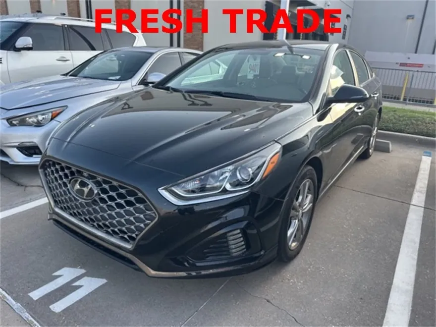 2019 Hyundai Sonata SEL photo 1