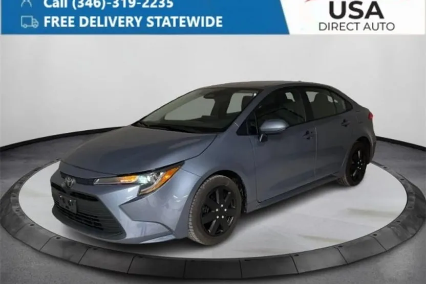 2023 Toyota Corolla SE photo 1
