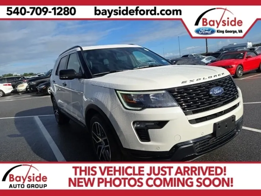 2018 Ford Explorer Sport photo 1