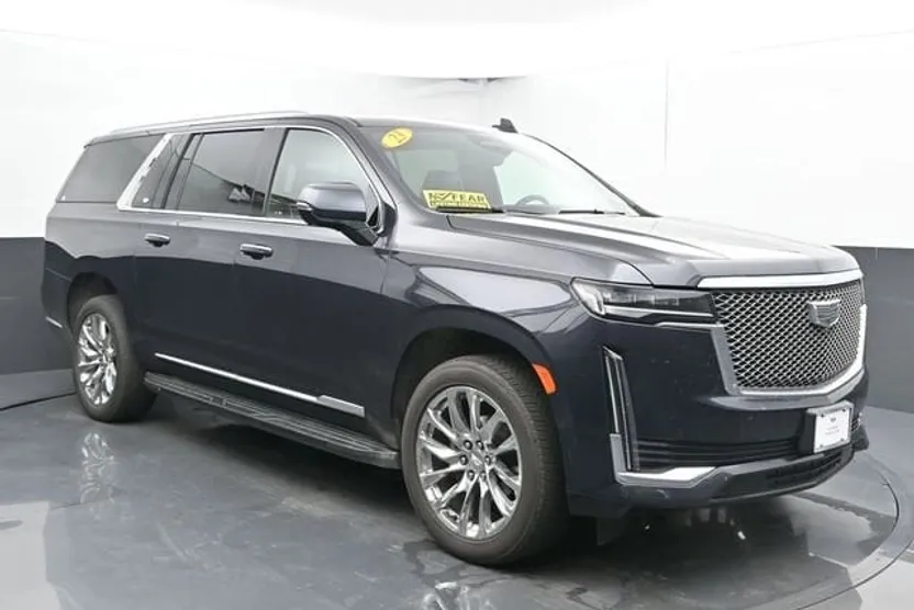 2023 Cadillac Escalade ESV Premium Luxury photo 1
