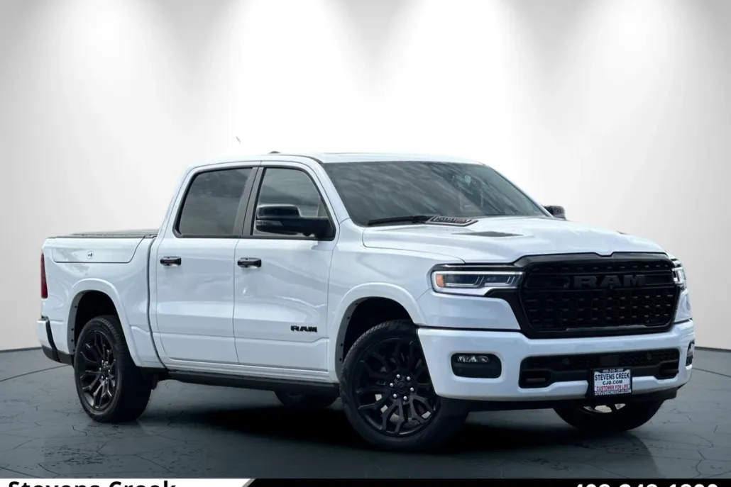 2025 Ram 1500 Limited photo 1