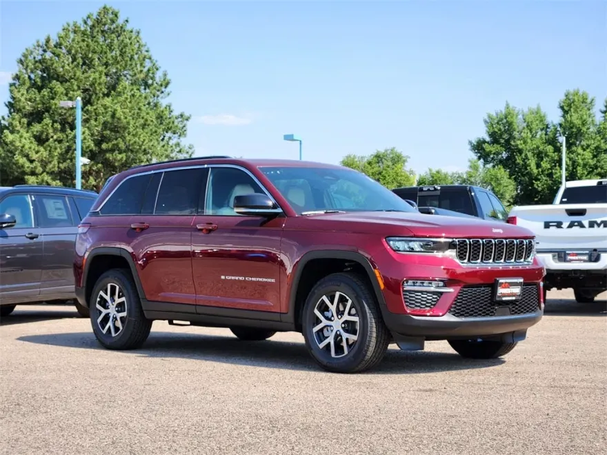 2025 Jeep Grand Cherokee Limited photo 1