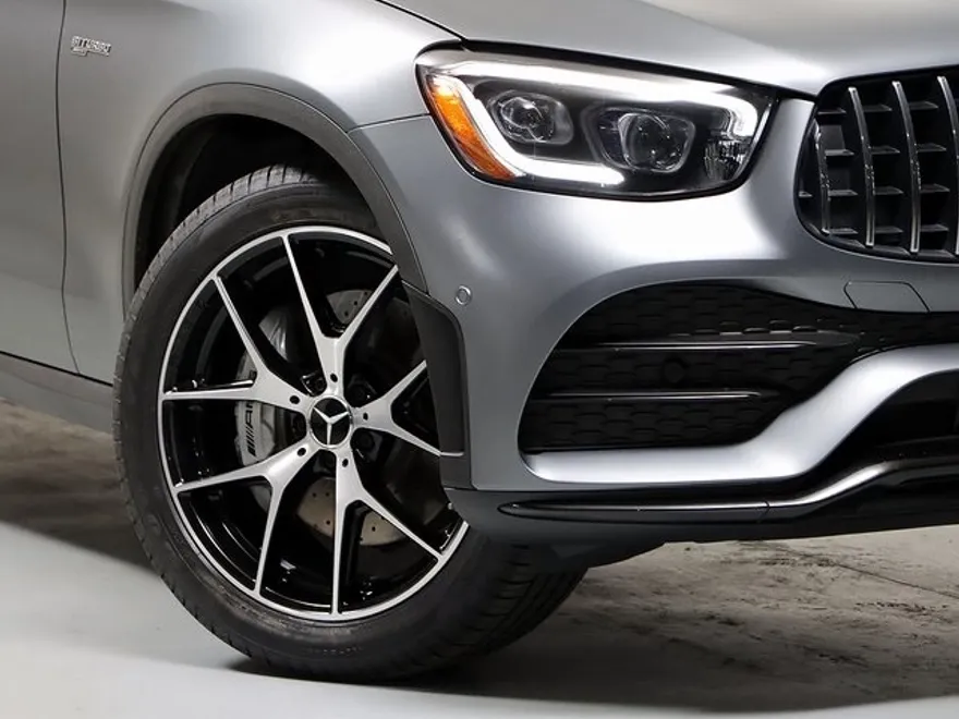 2023 Mercedes Benz GLC 43 AMG 4MATIC photo 1