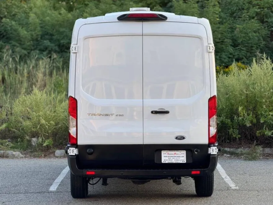 2019 Ford Transit Cargo Van Passenger photo 1