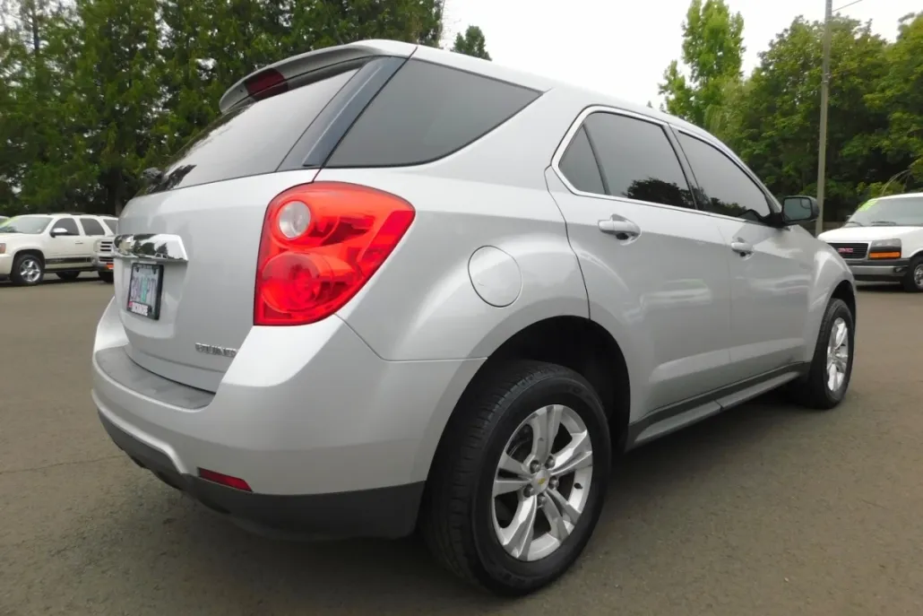 2012 Chevrolet Equinox LS photo 1