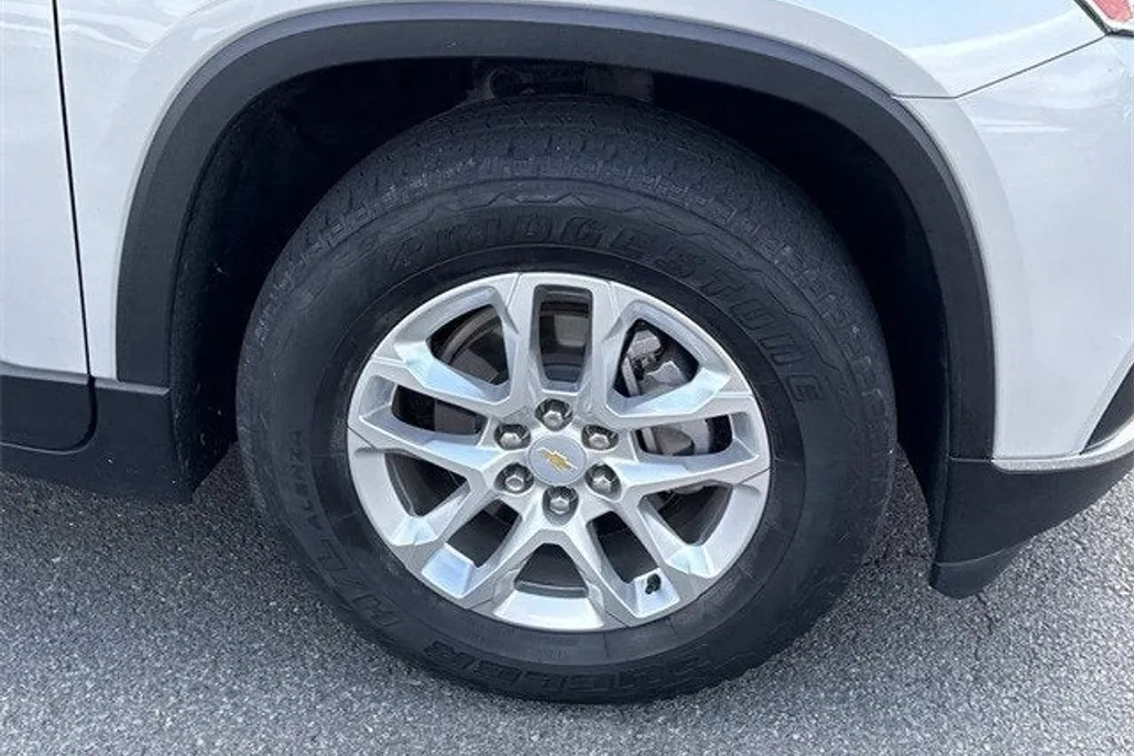 2020 Chevrolet Traverse photo 1