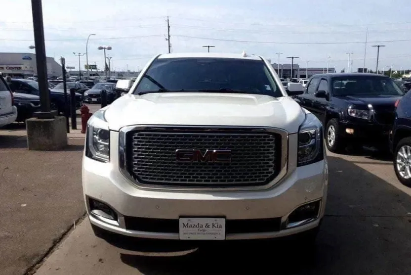 2015 Gmc Yukon Denali photo 1