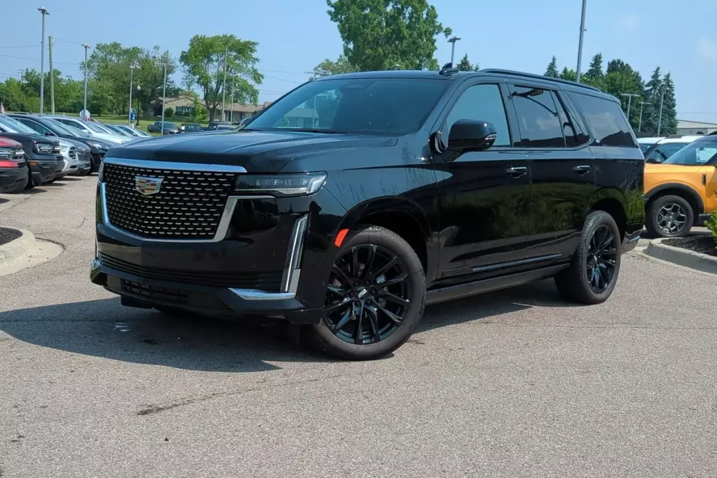2023 Cadillac Escalade Sport photo 1