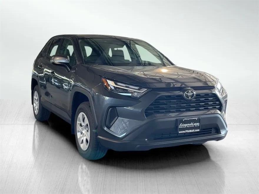 2025 Toyota RAV4 LE photo 1