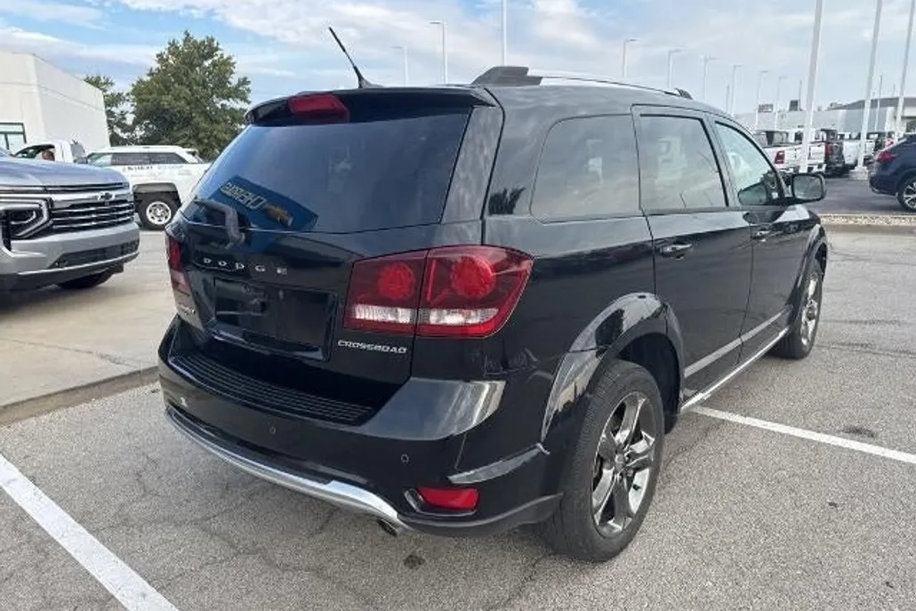 2015 Dodge Journey Crossroad photo 1