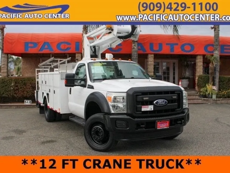 2012 Ford F-550 XLT photo 1