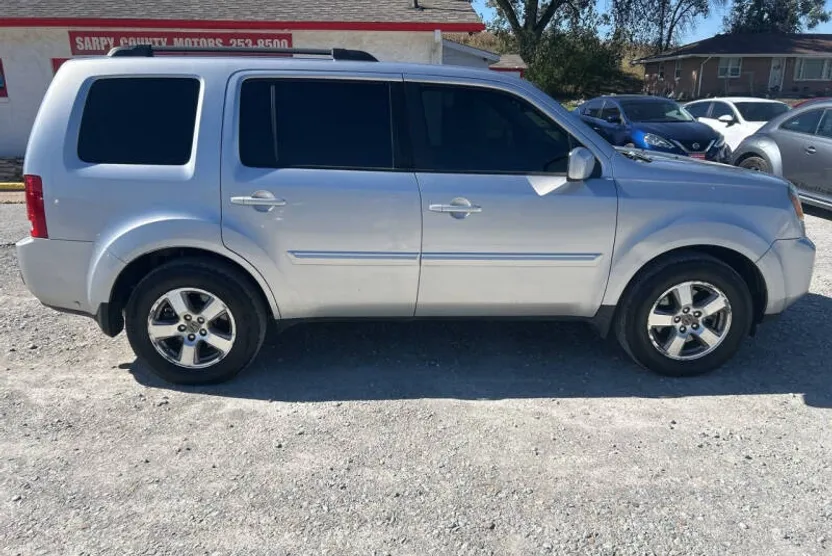 2011 Honda Pilot EX-L photo 1