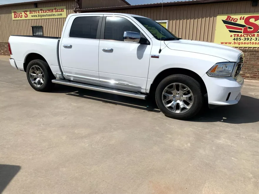 2017 Ram 1500 Limited photo 1