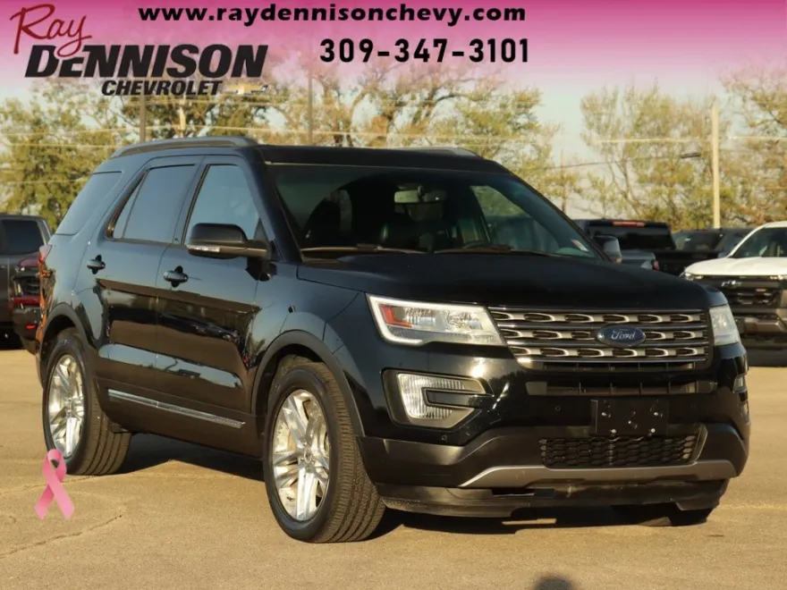 2016 Ford Explorer XLT photo 1