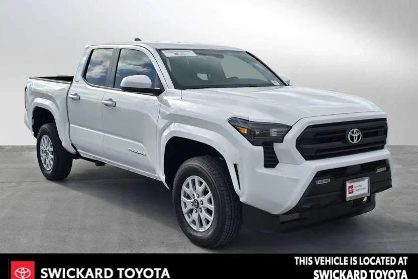 2025 Toyota Tacoma SR5 Double Cab photo 1