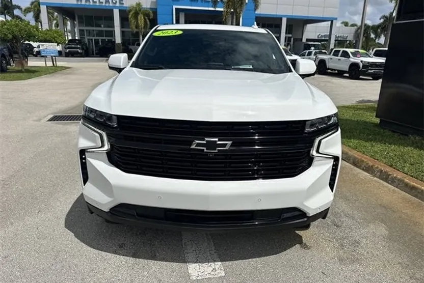 2023 Chevrolet Tahoe RST photo 1