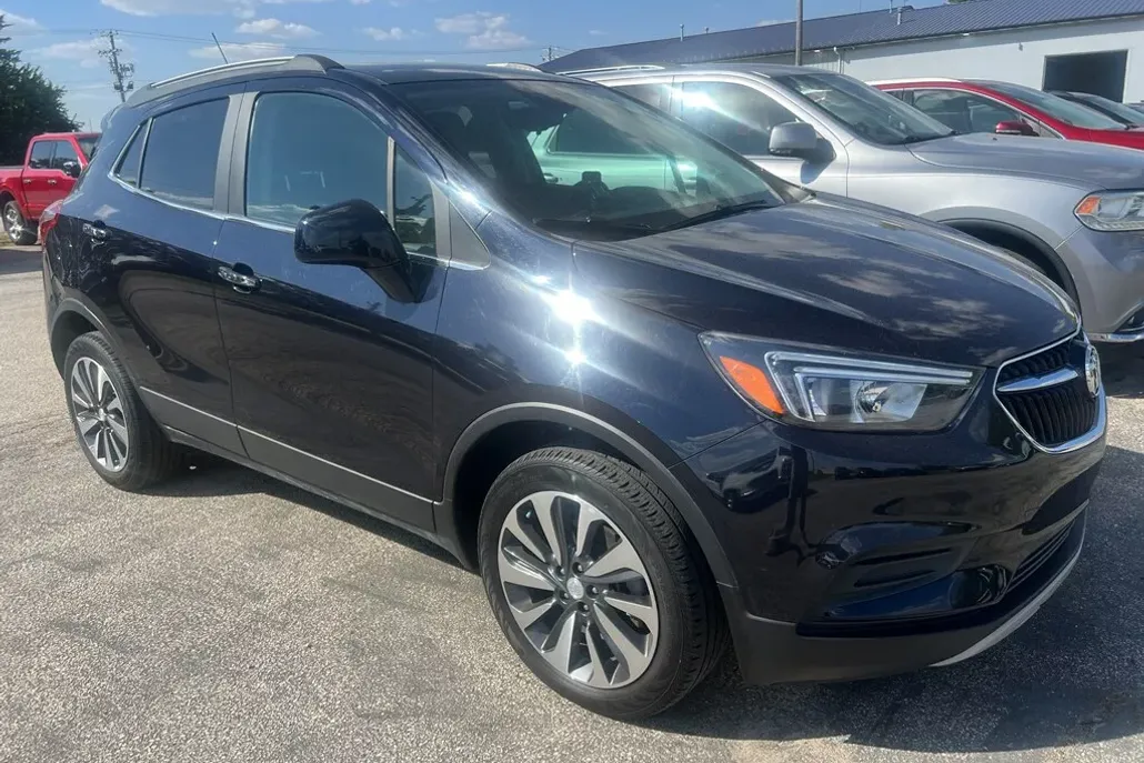 2022 Buick Encore Preferred photo 1