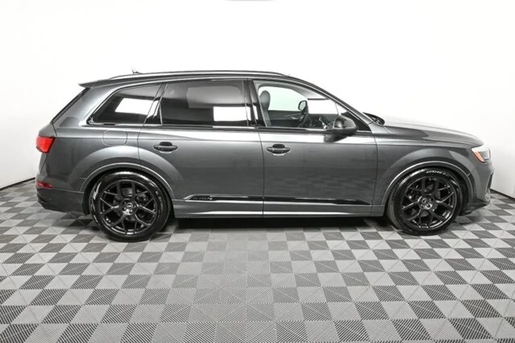 2026 Audi SQ7 Premium Plus photo 1