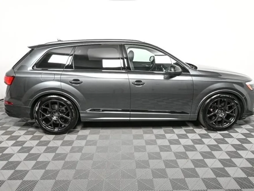 2026 Audi SQ7 Premium Plus photo 1