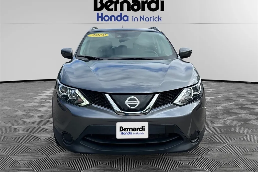 2019 Nissan Rogue Sport SV photo 1