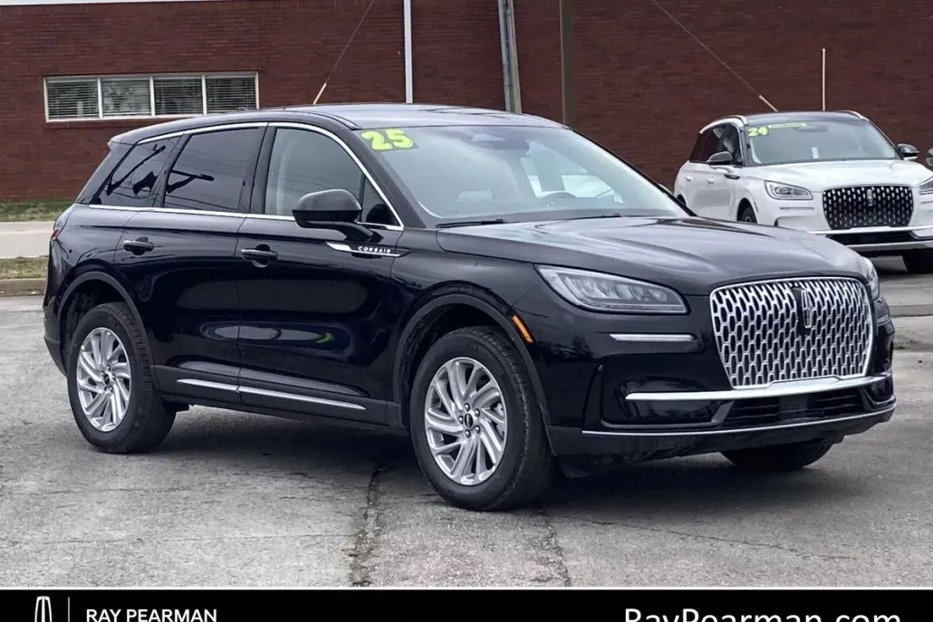 2025 Lincoln Corsair Premiere photo 1