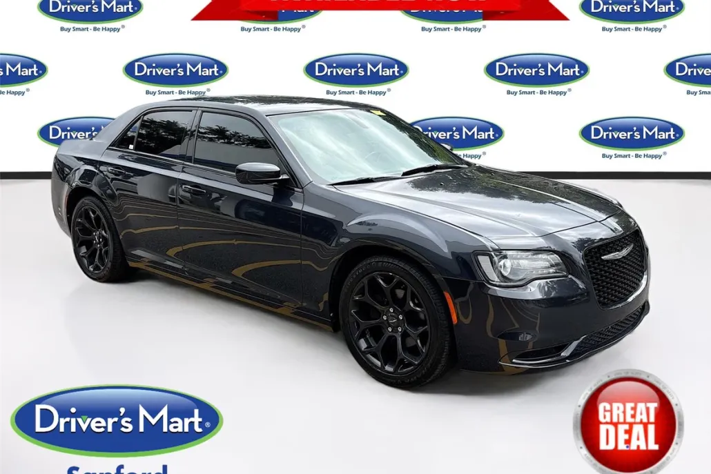 2019 Chrysler 300 photo 1