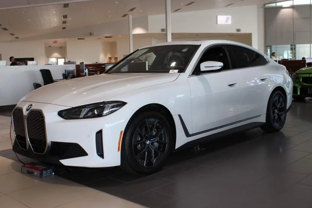 2025 Bmw i4 xDrive40 photo 1