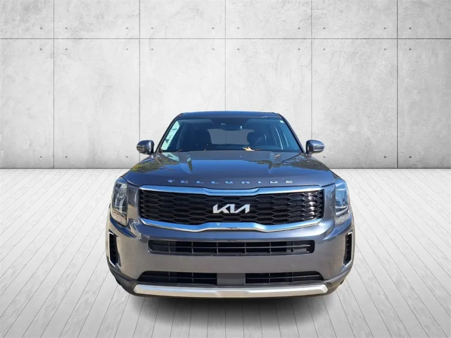 2022 Kia Telluride S photo 1