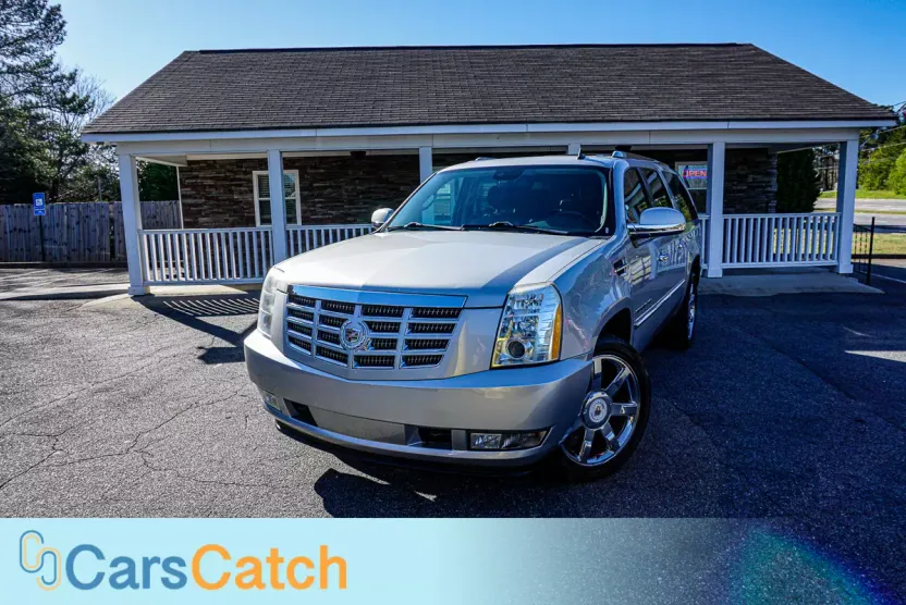 2013 Cadillac Escalade ESV Luxury photo 1