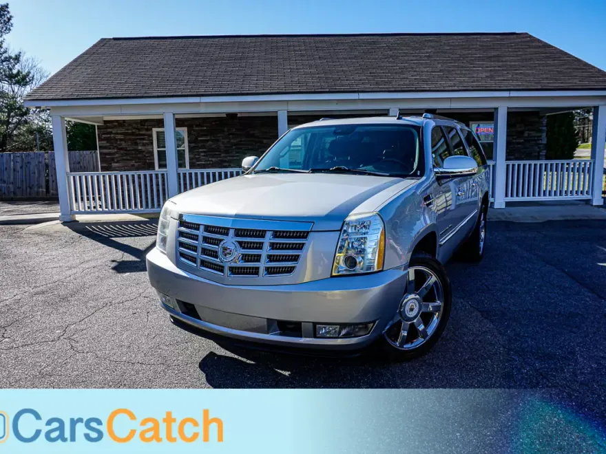 2013 Cadillac Escalade ESV Luxury photo 1