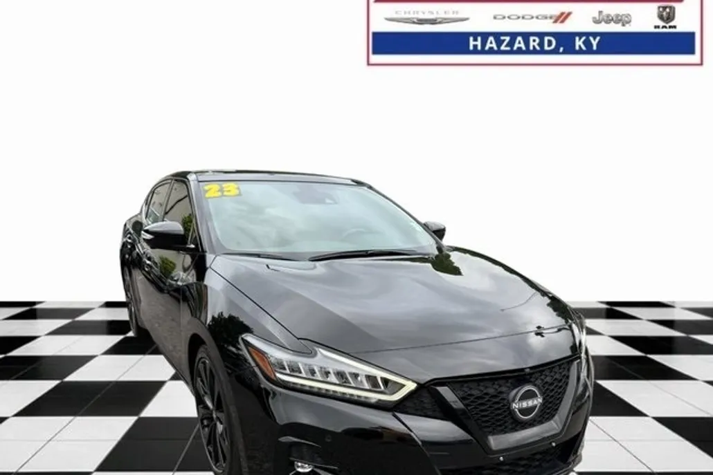 2023 Nissan Maxima SR photo 1