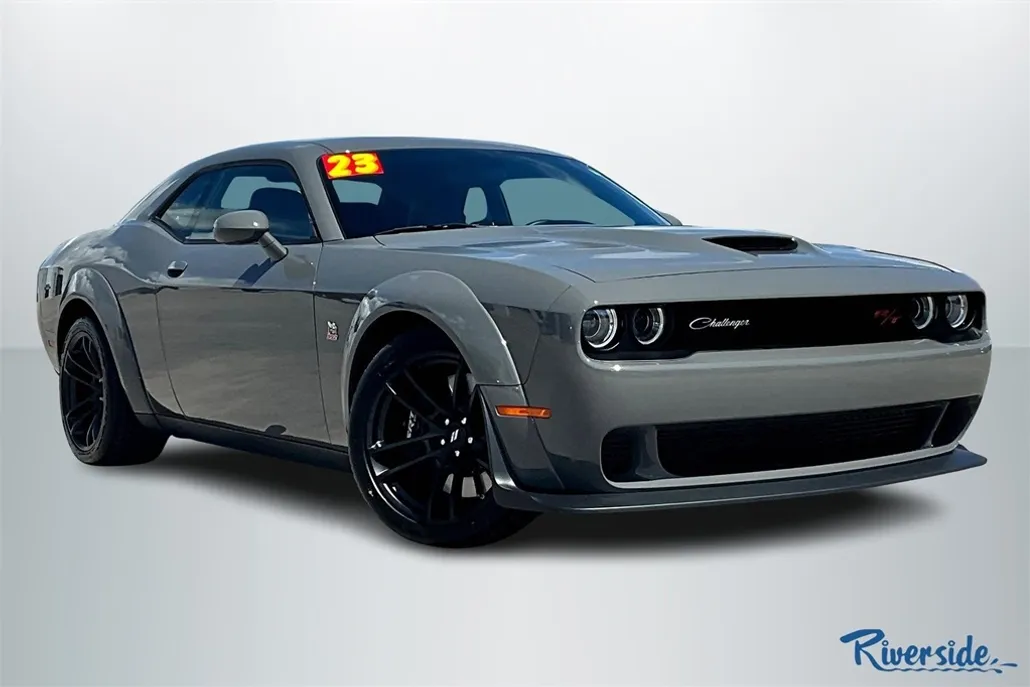 2023 Dodge Challenger R/T Scat Pack Widebody photo 1