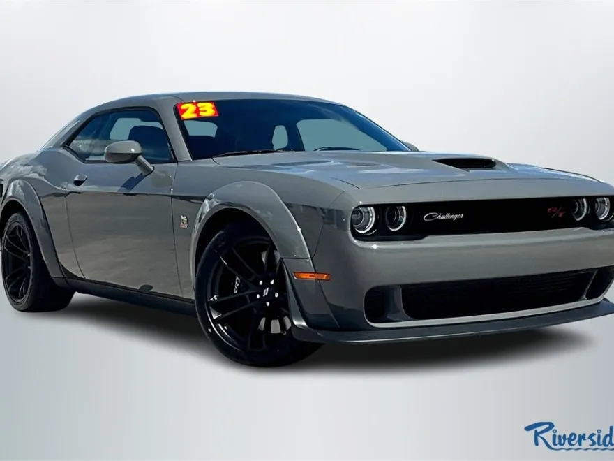 2023 Dodge Challenger R/T Scat Pack Widebody photo 1