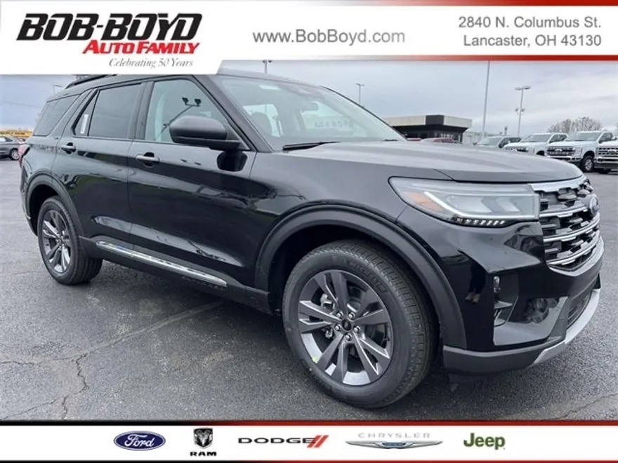 2025 Ford Explorer photo 1