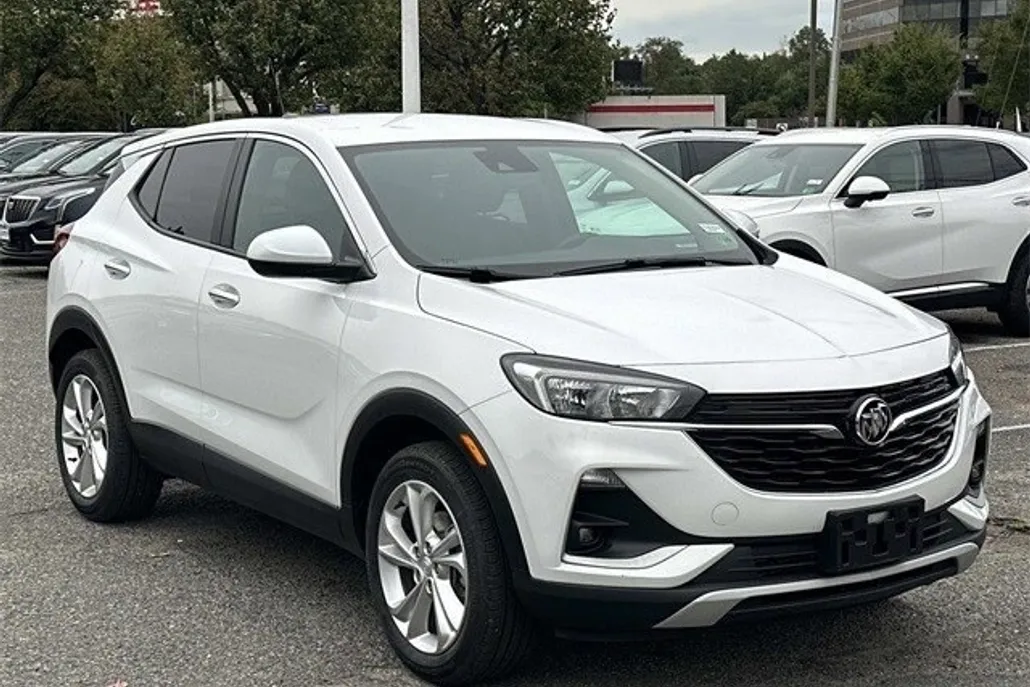 2022 Buick Encore GX Preferred photo 1