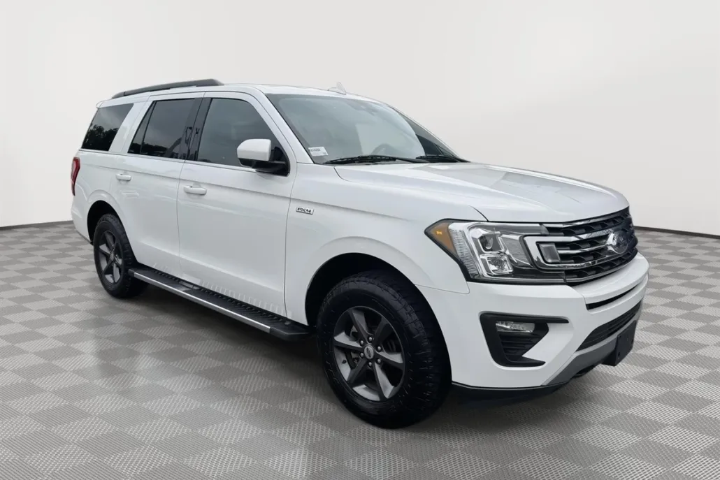 2021 Ford Expedition XLT photo 1