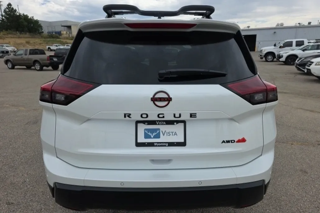 2026 Nissan Rogue SV photo 1