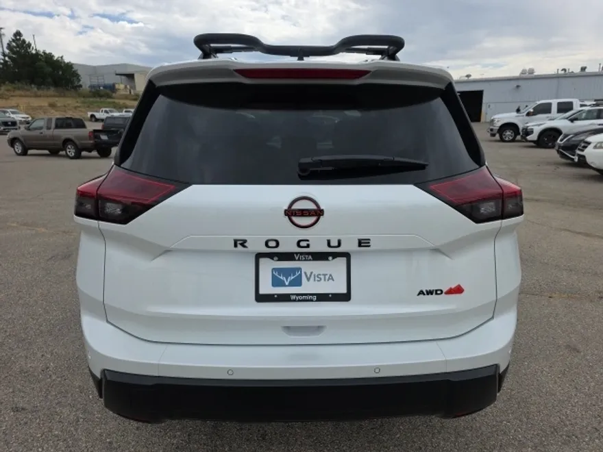 2026 Nissan Rogue SV photo 1