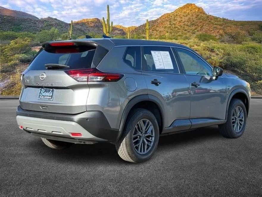 2023 Nissan Rogue S photo 1
