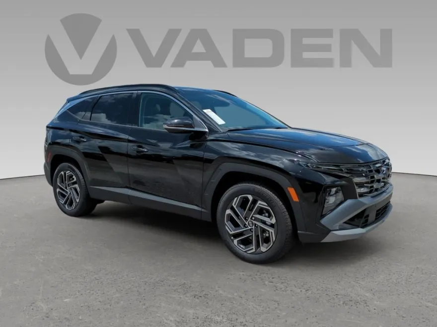 2025 Hyundai Tucson Hybrid Limited photo 1