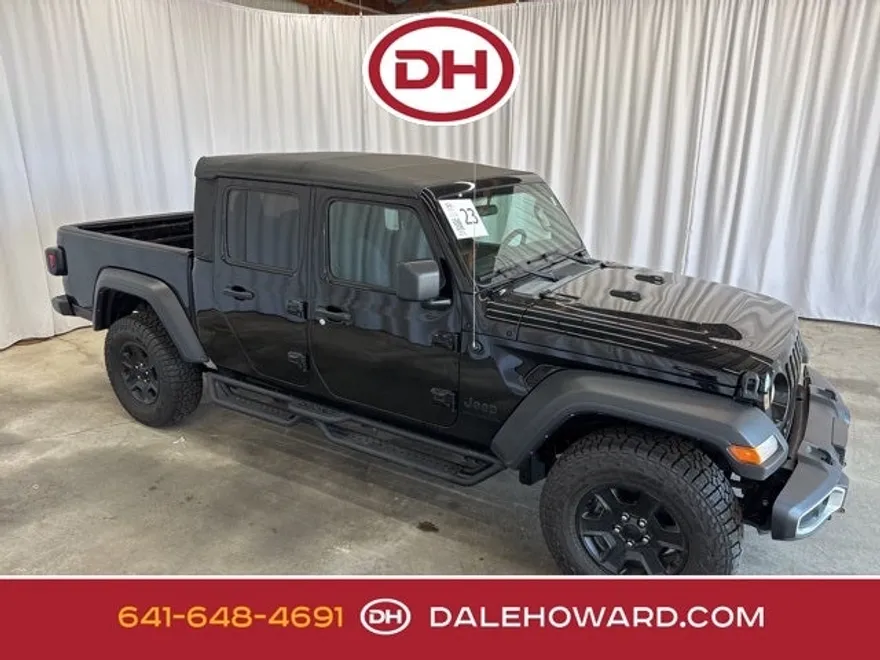 2023 Jeep Gladiator Sport photo 1