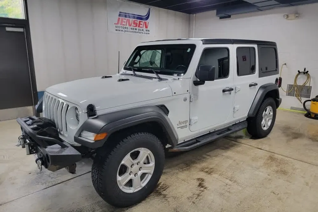 2018 Jeep Wrangler Unlimited Sport S photo 1