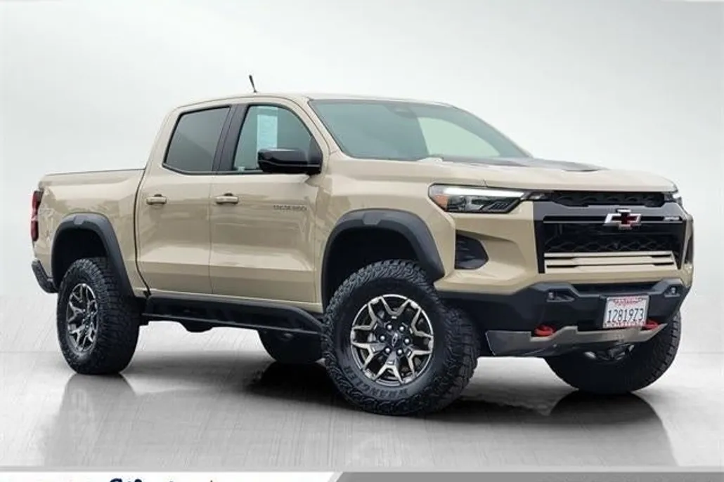 2024 Chevrolet Colorado ZR2 photo 1